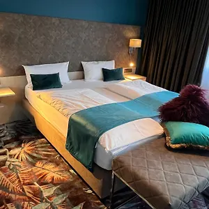  Apartment Appartementhotel Cura